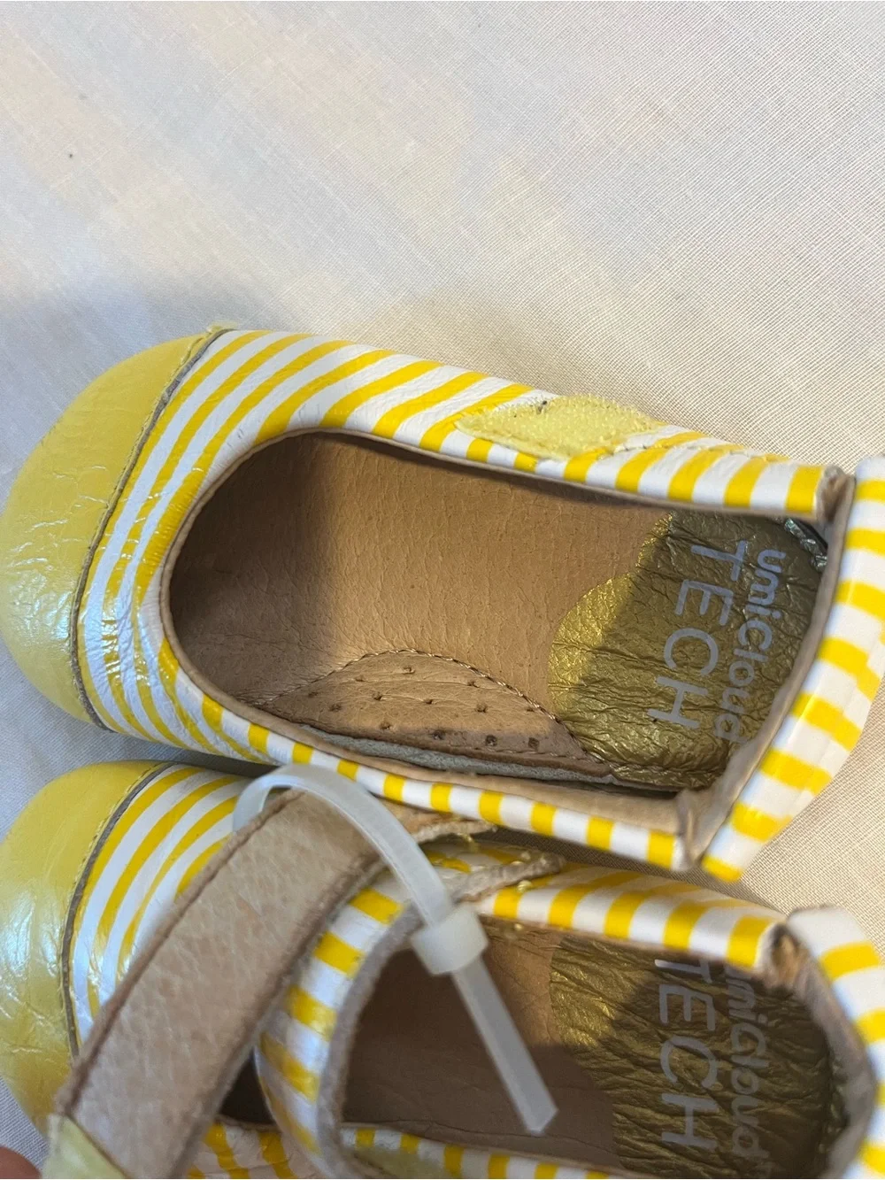 Umi Baby Girls Leather Yellow Stripe Shoes Size 4C